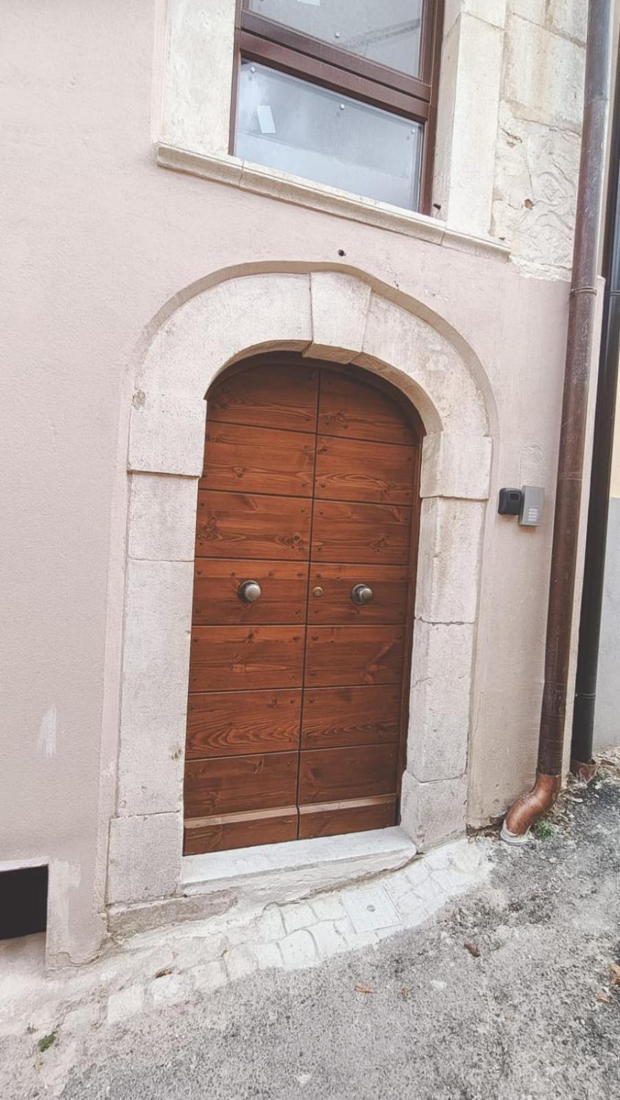 Dimora Del Cavaliere Apartment L'Aquila Exterior photo